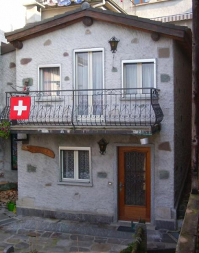 Rustico in Gambarogno Lago Maggiore